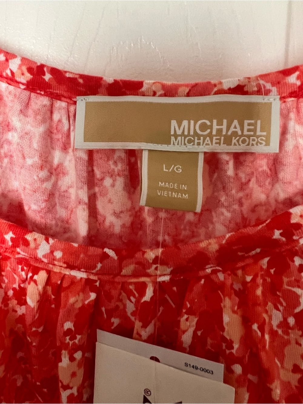 Coral Floral Pull-Over Women's Top - Picture 2 of 3